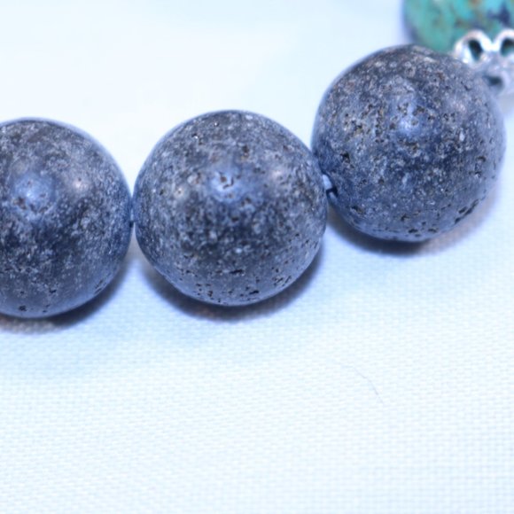 Lava Rock and Turquoise Macrame Bracelet - Picture 7 of 7